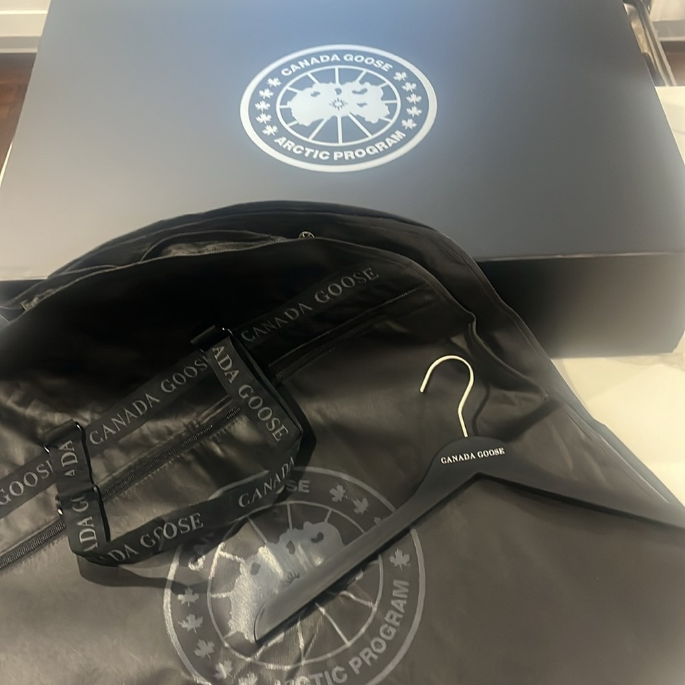 Canada Goose Box, Hangar & Garment Bag -authentic